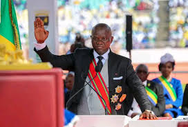 Brice Oligui Nguema : Du treillis au trône, un tournant présidentiel !     
