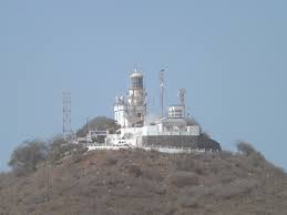 Le phare des mamelles, le guide des navires    
