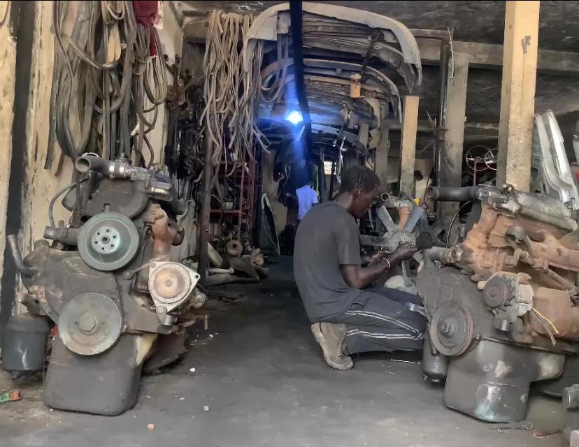 Le commerce de pièces détachées à Thiès, un business qui roule     