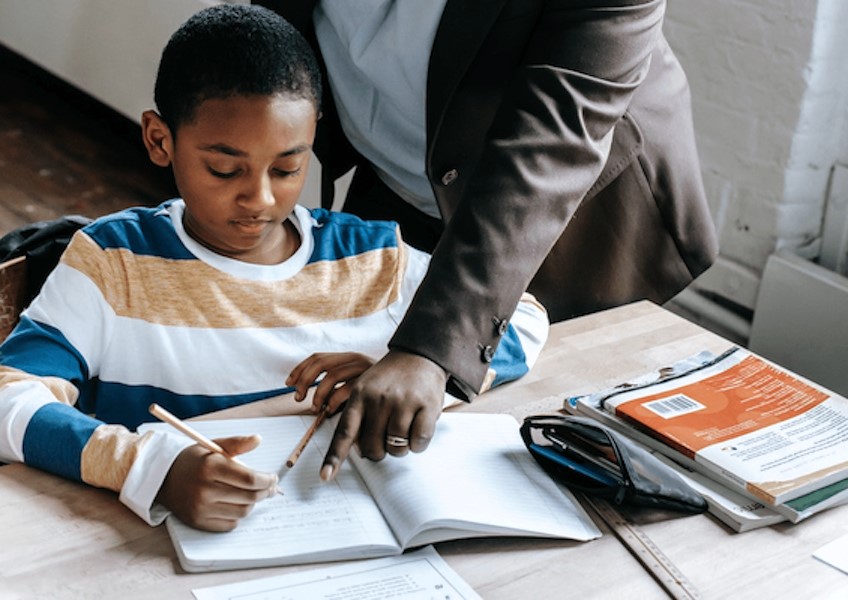 Cours particuliers à domicile, l'excellence à prix d'or 